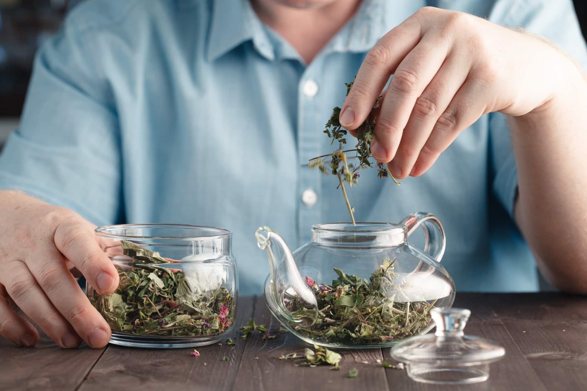 Tout Savoir sur la Tisane CBD : Bienfaits, Préparation et Conseils d'Utilisation