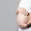Find out about the risks and effects of using cannabis during pregnancy. Can we use cannabis or CBD to relieve pregnancy symptoms without risk for the baby? Complete guide to dangers and precautions.